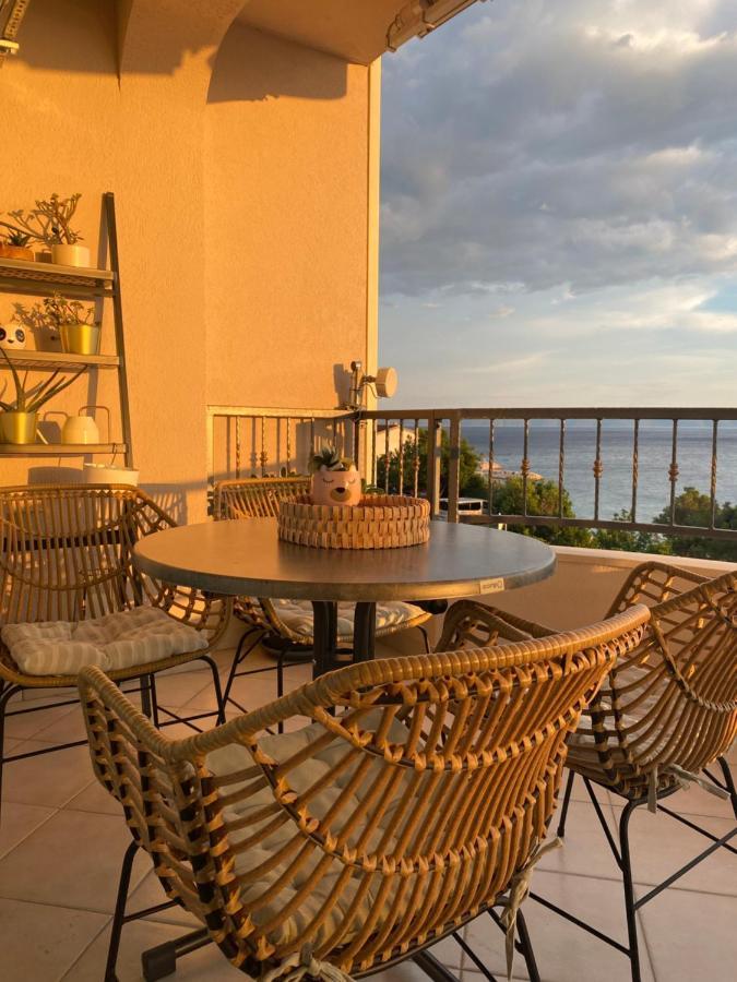Apartments Niko, Near Beach, Free Parking, Wi-Fi Tučepi Kültér fotó